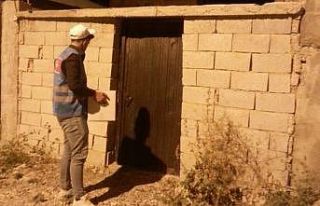 Ensar Vakfından dar gelirli ailelere yardım eli