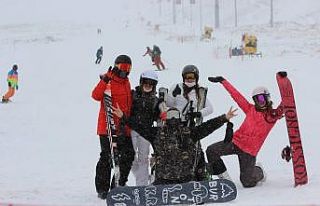 Erciyes’te kayak sezonu açıldı