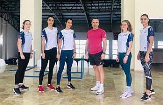 Erdekli atletleri Türkiye Şampiyonasına hazırlanıyor