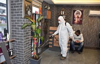 Erenler’de berberler dezenfekte ediliyor