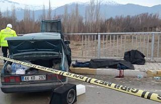 Erzincan’da trafik kazası: 1 ölü, 2 yaralı