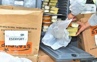 Esenyurt’ta 65 yaş üstü vatandaşlara sıcak...