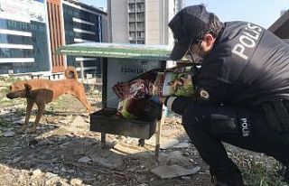 Esenyurt’ta kısıtlamada polisten örnek davranış