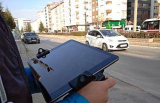 Eskişehir’de drone ile yaya geçidi denetimi
