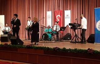 Eskişehirli ’Sosyal Mesafe’ grubu ses yarışmasında...