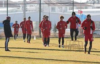 Eskişehirspor devre arası öncesi son maçına hazırlanıyor
