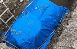 Evin temelinde çıkan tarih merak konusu oldu