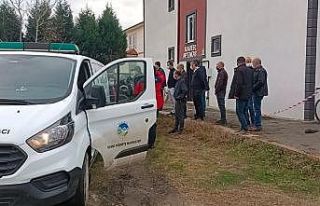 Evinin banyosunda yaktığı mangal dumanından zehirlenerek...
