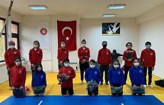Fatsalı gençlere spor malzemesi desteği