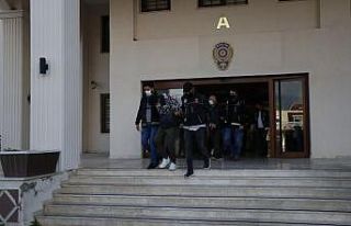 Fethiye’de uyuşturucu tacirlerine şafak baskını