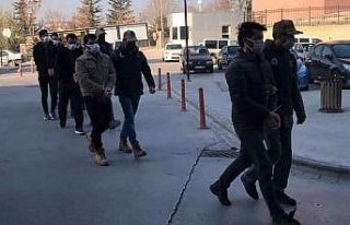 FETÖ operasyonunda 10 gözaltı
