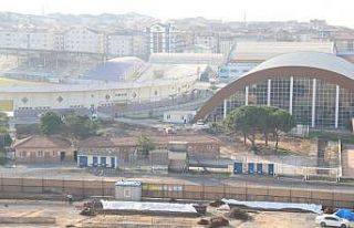 Gebze’de yeni futbol sahasının inşasına başlandı