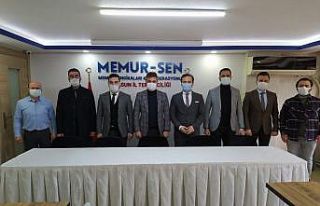 Genç Memur-Sen Samsun Temsilciliği’nde bayrak...