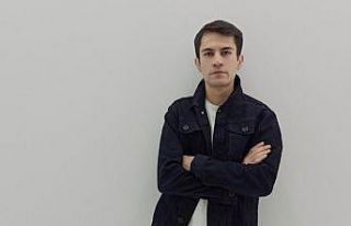 Gençlere sosyal medya eğitimi