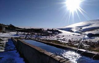 Güne beyaz örtü ile uyandılar