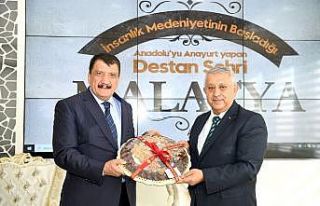 Gürkan, Başkan Zeybek’i ağırladı