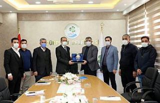 Gürpınar Belediyesinde sözleşme sevinci