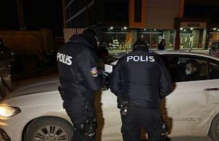 Hafta içi sokağa çıkanlara ceza yağdı
