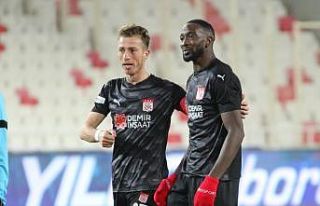 Hakan Arslan ve Yatabare gol sayısını 2’ye yükseltti