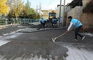 Haliliye Belediyesinden 7 ayrı noktada yol çalışması