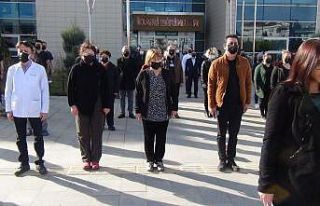 Hayatlarını kaybeden meslektaşları için 1 dakikalık...