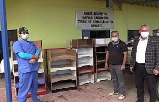 Hayvan Barındırma ve Rehabilitasyon Merkezine kedi...