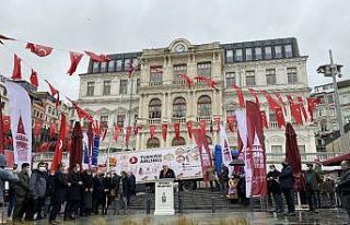 ‘Hediye Karavanı’ çocuklar için Beyoğlu’ndan...