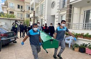 İki çocuk annesi genç kadın bıçaklanarak öldürüldü