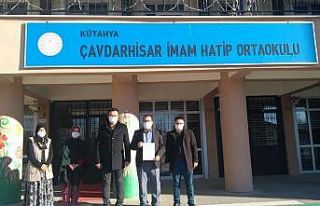 İmam Hatip Ortaokulu’na ’’Okulumuz temiz sertifikası’’