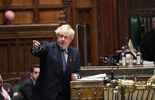 İngiltere’de Covid-19 aşısı gönüllü olarak...