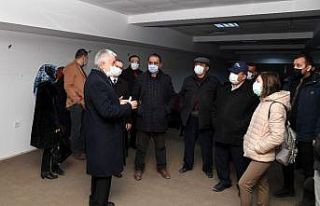 Isparta Belediye Başkanı Başdeğirmen, meclis üyelerine...