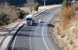 Isparta’da hatalı sollama yapan sürücülere ceza...