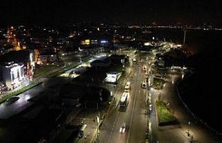 İstanbul’da 56 saatlik kısıtlama başladı: Meydanlar...