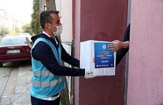 İşyeri kapatan esnaf ve çalışanına gıda kolisi...