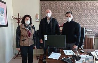 İzmit Belediyesi, çevre dostu okulu ödüllendirdi