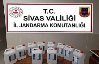 Jandarma ekipleri kaçak alkol üretimine geçit vermedi