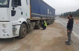Jandarma ekiplerinden kış lastiği denetimi