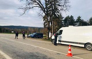 Jandarma ekiplerinden trafik denetimi