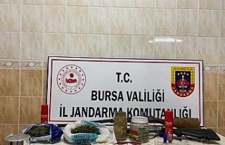 Jandarma uyuşturucuya geçit vermiyor