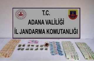 Jandarmadan kaçan şahıs uyuşturucuyla yakalandı
