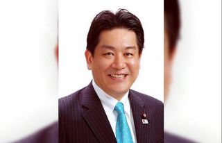 Japonya’da eski Ulaştırma Bakanı Yuichiro, Covid-19’a...