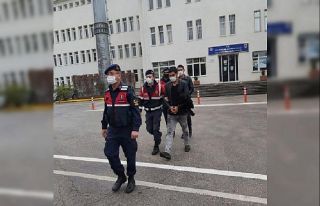 Kablo hırsızları jandarmadan kaçamadan yakayı...