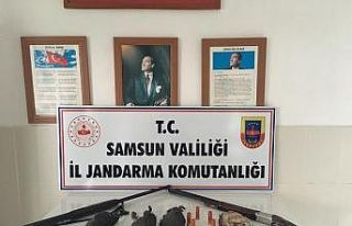 Kaçak avcılar jandarmaya yakalandı