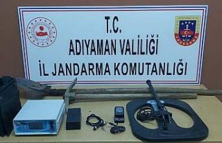 Kaçak kazı yapan şahıslar yakalandı