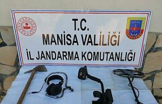 Kaçak kazı yaparken yakalandılar sokağa çıkma...