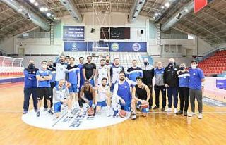 Kağıtspor’da ilk antrenmanına çıkan baş antrenör...