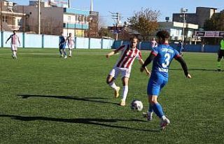 Kahta 02 Spor-Halide Edip Adıvar Spor:3-0