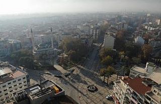 Kalabalıklarıyla hafızalara kazınan meydanlar...