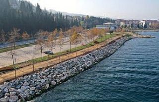 Karamürsel sahili şekilleniyor