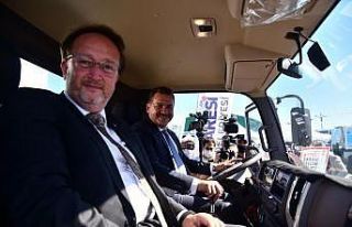 Karesi Belediyesi’nin kendi araçları hizmete başladı